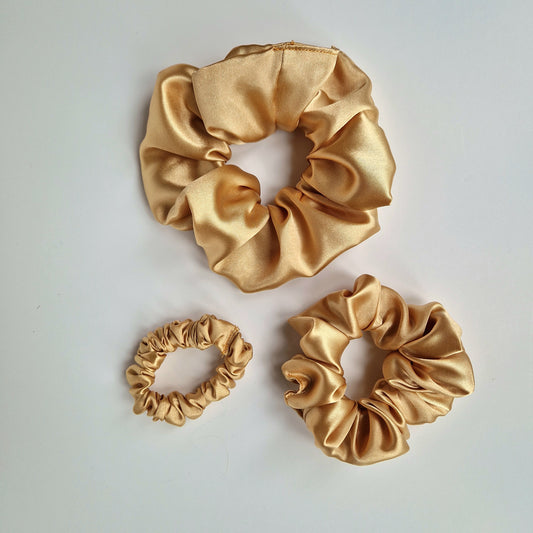 Satin scrunchies in 3 different sizes 
